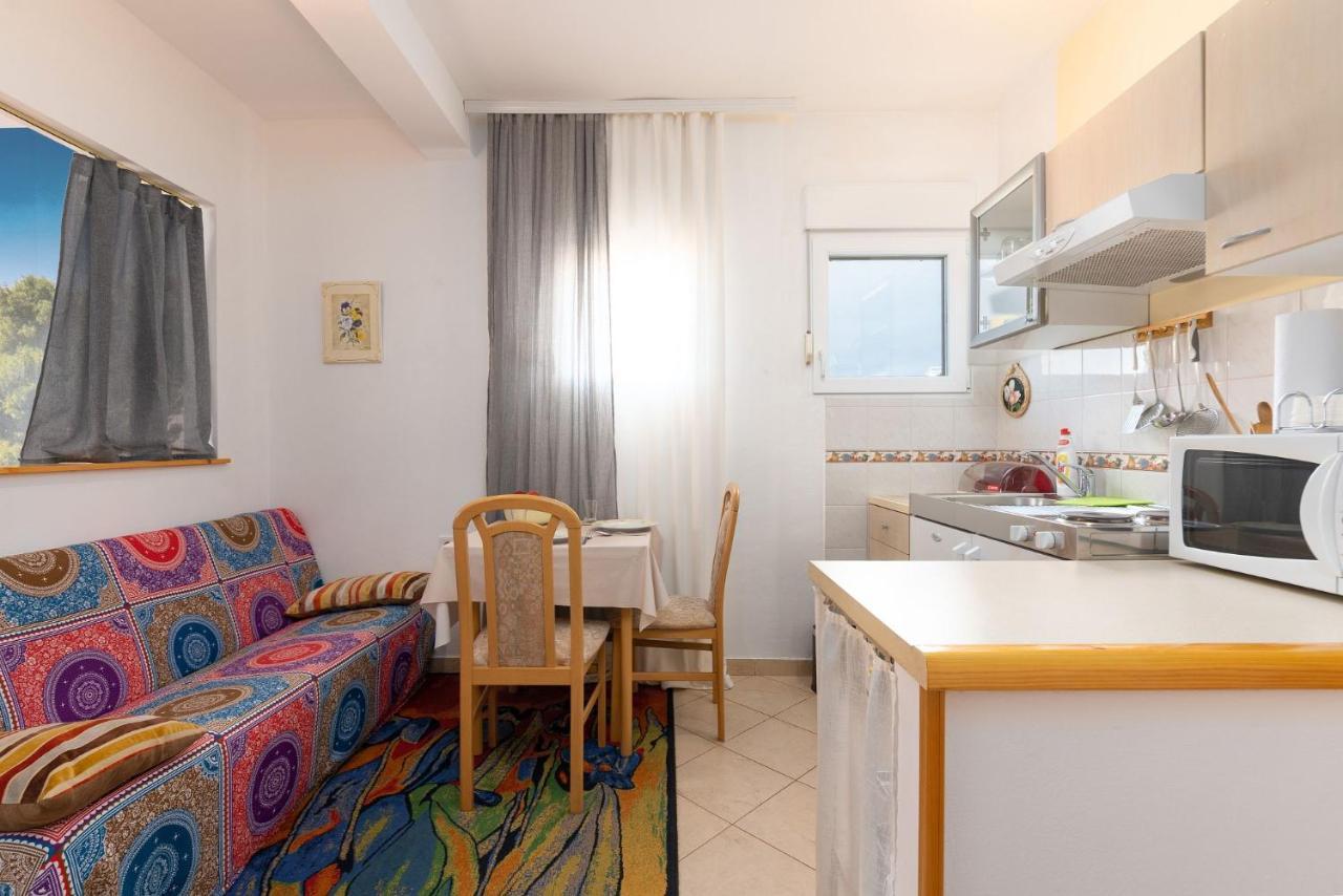 Apartments Pilicari (Adults Only) Ровин Екстериор снимка