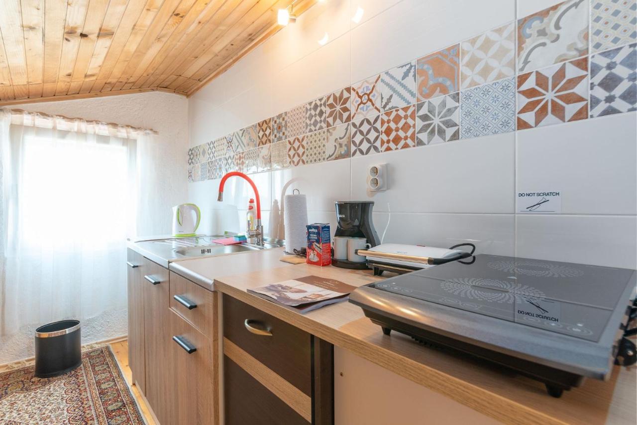 Apartments Pilicari (Adults Only) Ровин Екстериор снимка